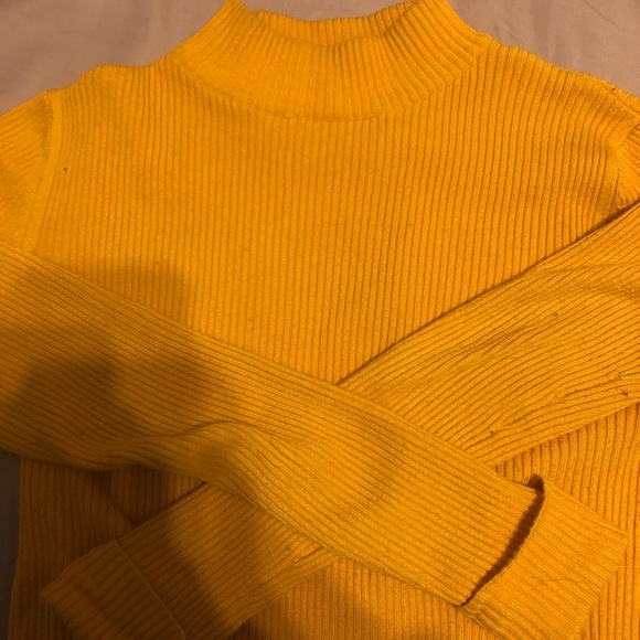 Pull&Bear yellow ribbed knit top - Picture 1 of 2